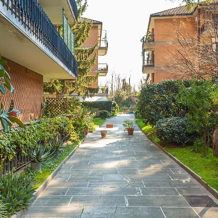 St Peter Cozy 2 Bdr Apartment With Garage Рим Екстериор снимка