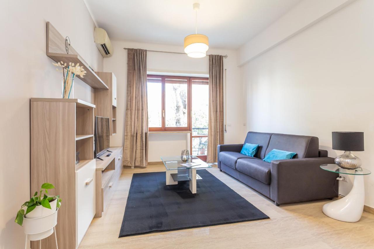 St Peter Cozy 2 Bdr Apartment With Garage Рим Екстериор снимка