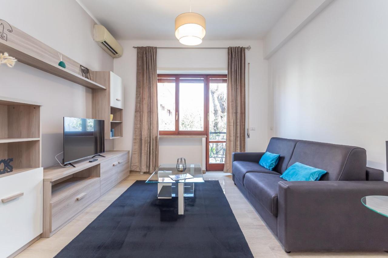 St Peter Cozy 2 Bdr Apartment With Garage Рим Екстериор снимка