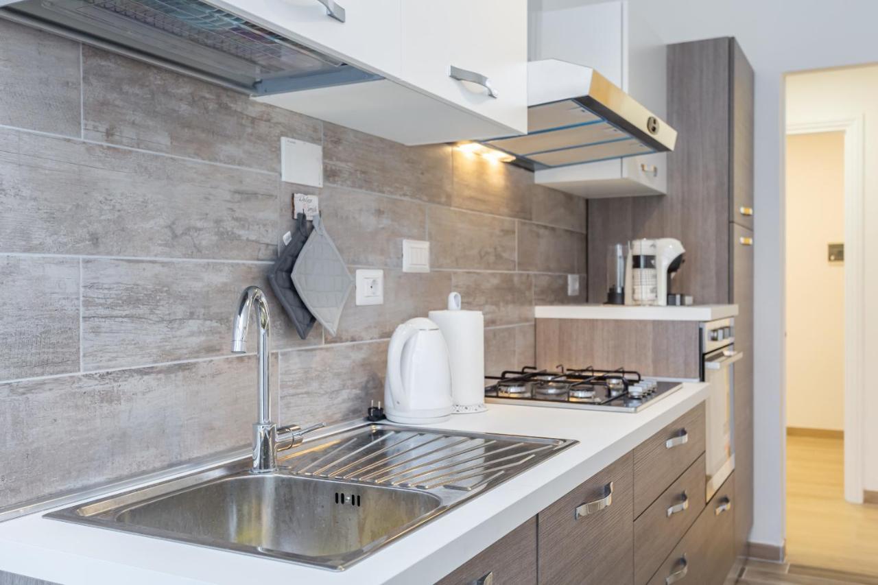 St Peter Cozy 2 Bdr Apartment With Garage Рим Екстериор снимка