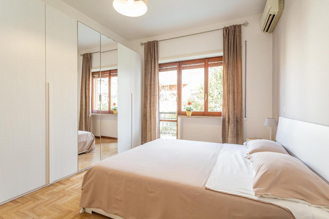 St Peter Cozy 2 Bdr Apartment With Garage Рим Екстериор снимка